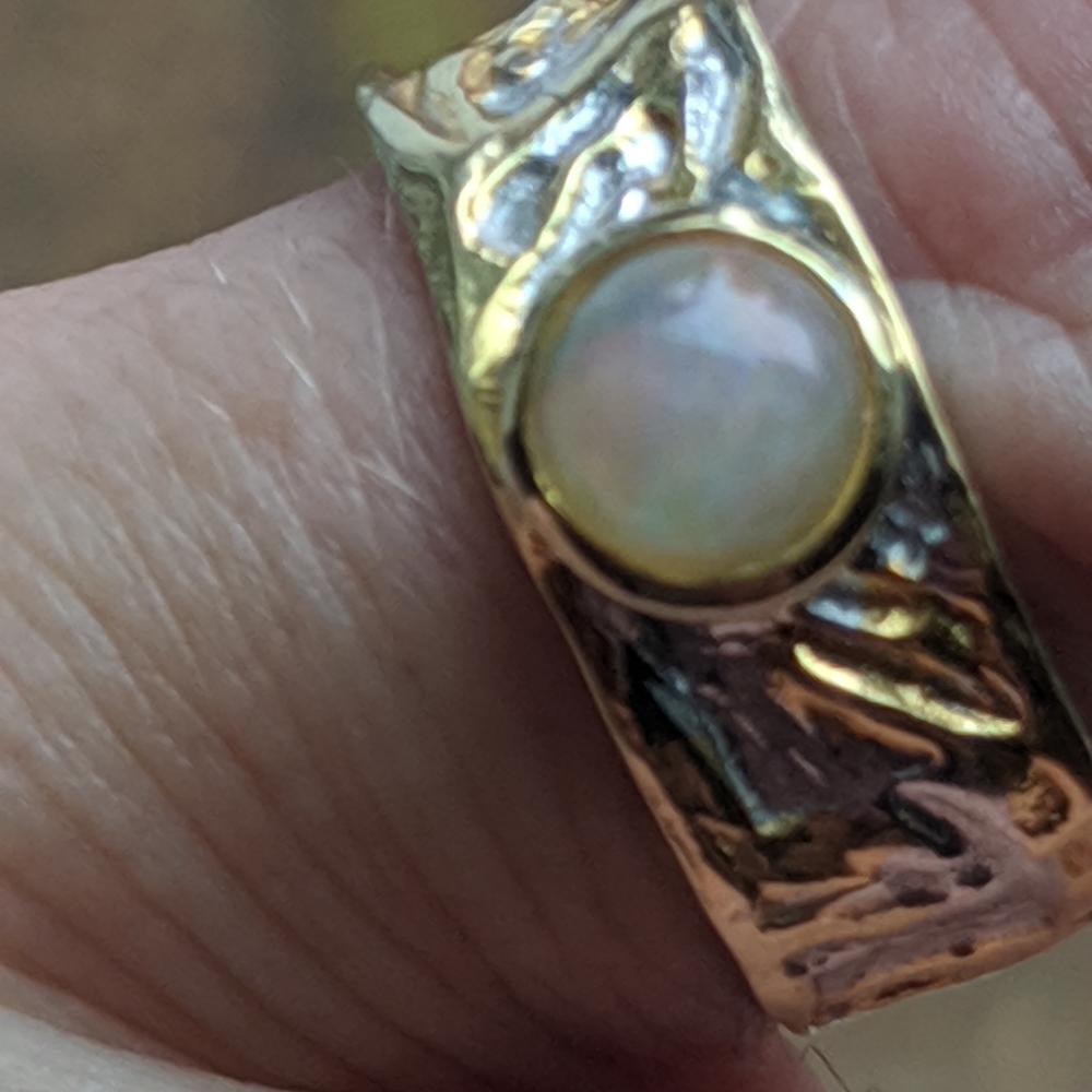 Genuine moonstone, 925 with 10k glaze size 6